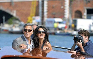 Клуни привез на свою свадьбу Синди Кроуфорд и Мэтта Деймона