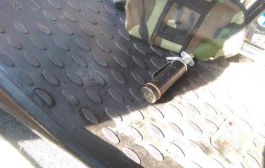 В Днепропетровске в машине с донецкими номерами нашли гранатомет