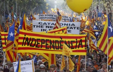 Испания хочет запретить референдум в Каталонии через суд