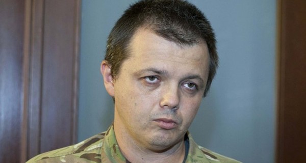 Семен Семенченко прописан в казарме