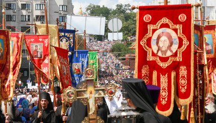 В Киеве начался первый крестный ход ПЦУ