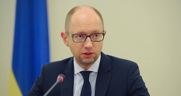 Яценюк предложил отстранить министра-героя Евромайдана от работы