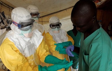 От лихорадки Эбола погибли уже 3,3 тысячи человек