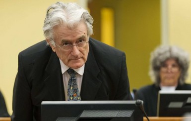 Адвокат Караджича отрицает причастность его подзащитного к резне в Сребренице