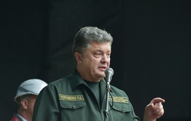 Порошенко пообещал постоянные кадровые перестановки в Вооруженных силах  Украины 