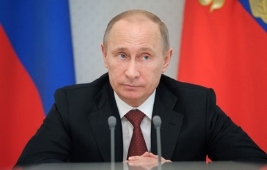 Путин запретил в России митинги по ночам