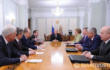 Путин собрал Совет безопасности России по ситуации в Украине