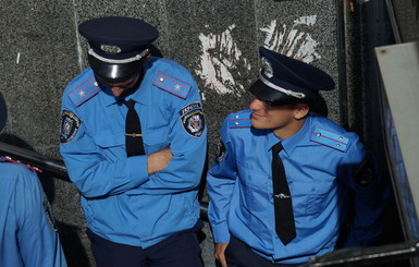 В Донбассе уволили 4000 милиционеров