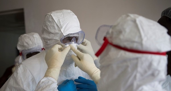 Вирус Эбола дошел до США, умер уроженец Либерии