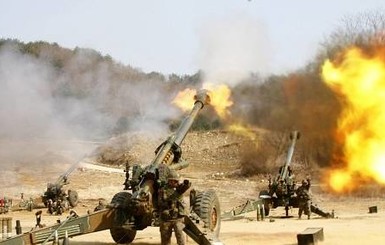 Обе Кореи обменялись артиллерийскими ударами на границе