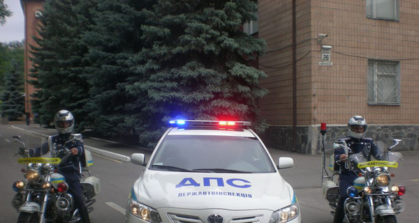 Замначальника одесской ГАИ уволили за разгон машин перед кортежем Яценюка