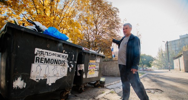 В Запорожье за переполненные мусорные баки завели уголовное дело