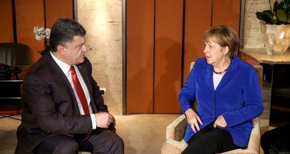 Порошенко в Милане встретился с Ангелой Меркель