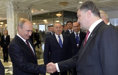 Порошенко надеется на мир после переговоров с Путиным