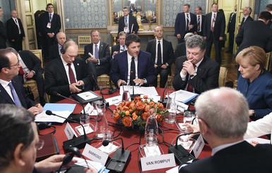 18 октября Порошенко расскажет украинцам, о чем договорился в Милане