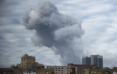 В Донецке взорвали завод, который инспектировал Обама 