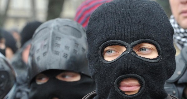 Погромы нелегальных точек: робингуды в балаклавах или предвестники хаоса?