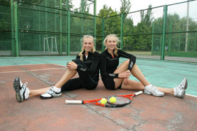 Теннисистки-близняшки Люда и Надя Киченок: Нам сейчас не до поклонников 
