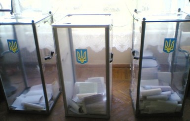 Избирательный участок для голосования на выборах в Раду открылся в Москве