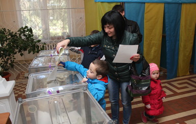 Явка на выборах в Раду - 40% на 16.00