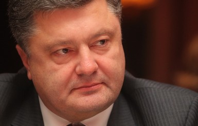Порошенко уволил послов Украины в Молдове, Латвии и Канаде