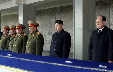 Ким Чен Ын казнил 9 чиновников