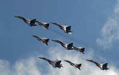 Страны НАТО опять засекли над Европой российские бомбардировщики