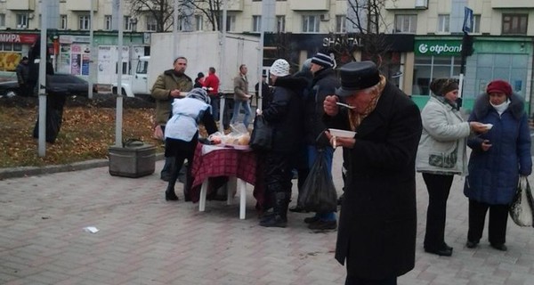 В Луганске во время выборов улицу отключили от электричества