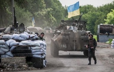  На Луганщине военных обстреляли из зенитных установок и минометов