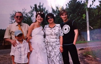 Алан Бадоев опубликовал свадебное фото со своей бывшей супругой