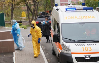 Минздрав: риск проникновения Эболы в Украину очень высокий