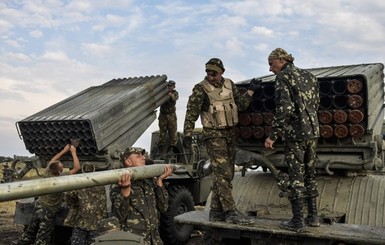 В СНБО заявили об артиллеристской атаке на опорный пункт военных на Донетчине