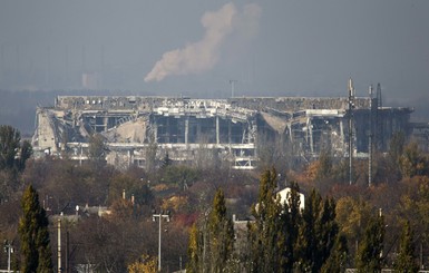 Правый сектор оставил Донецкий аэропорт