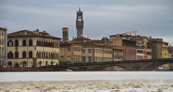 Наводнение в Италии: затоплено несколько населенных пунктов, есть жертвы