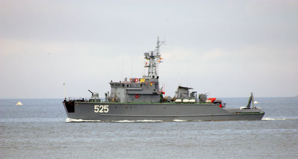 Разведывательный корабль из России плавает возле границ Латвии