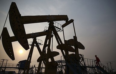 Нефть может подешеветь еще на 5 долларов