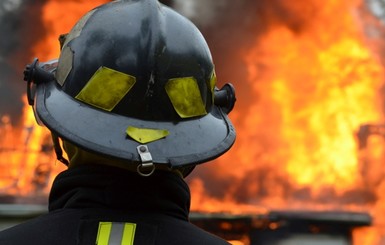 В Китае во время пожара на продуктовой фабрике погибли 18 человек