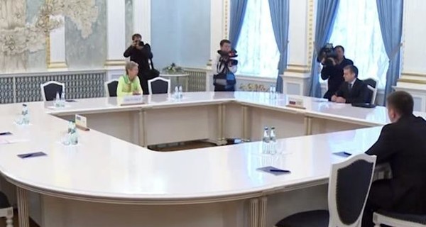 СНБО: Украина пока не будет вести новые переговоры с 