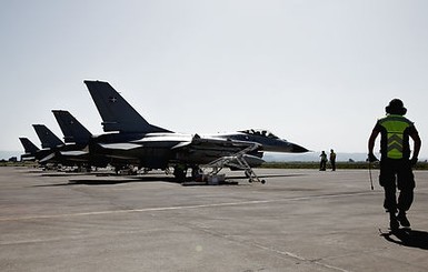 В НАТО заявили, что наращивают авиацию в восточной Европе из-за России
