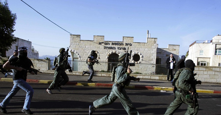 В Иерусалиме напали на синагогу, погибли пятеро