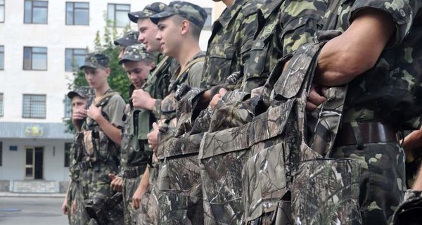 Запорожским солдатам, которые воюют в АТО, нужны сапоги и спальные мешки
