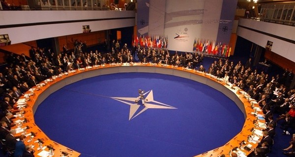 НАТО проведет заседание по ситуации в Украине