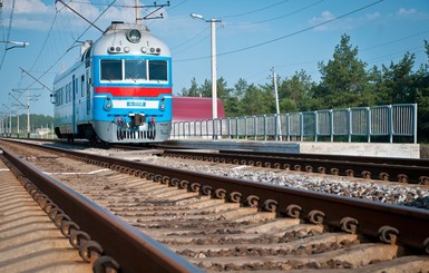 Укрзализныця решила прекратить перевозки пассажиров в зону АТО
