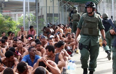 В Венесуэле бунт заключенных закончился массовым отравлением