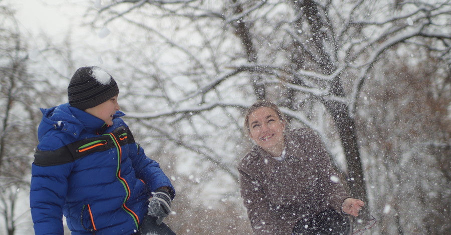  Украинцев в понедельник ждут  морозы и снег 