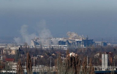 Бой за аэропорт Донецка продолжается