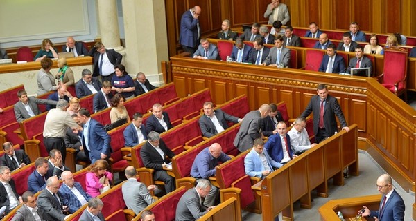 СМИ: Блок Петра Порошенко утвердил девятерых кандидатов на должности министров