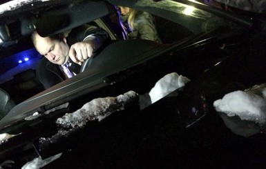 В Днепропетровске пьяный прокурор управлял угнанным автомобилем