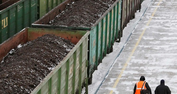 Из зоны АТО Минэнергоугля хочет вывезти два миллиона тонн угля
