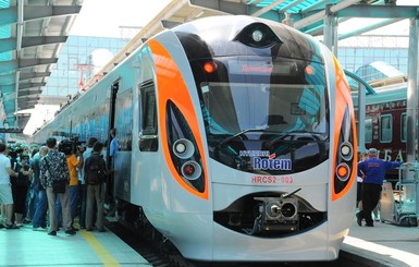 К новогодним праздникам поездов из Киева в регионы будет больше